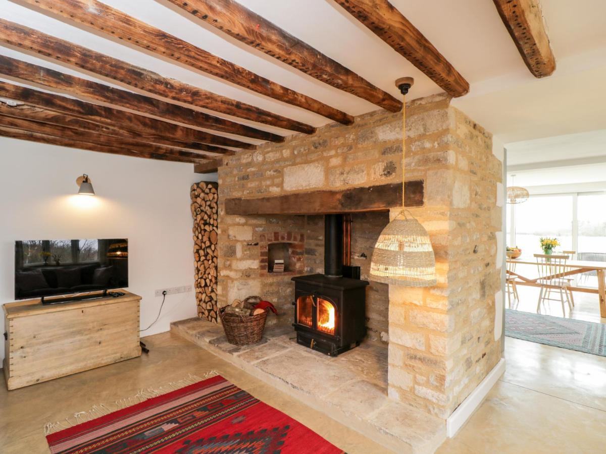 High Cogges Farm Holiday Cottages Witney Bagian luar foto